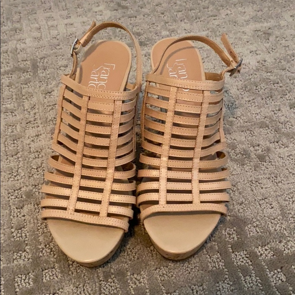 FRANCO SARTO tan wedges
